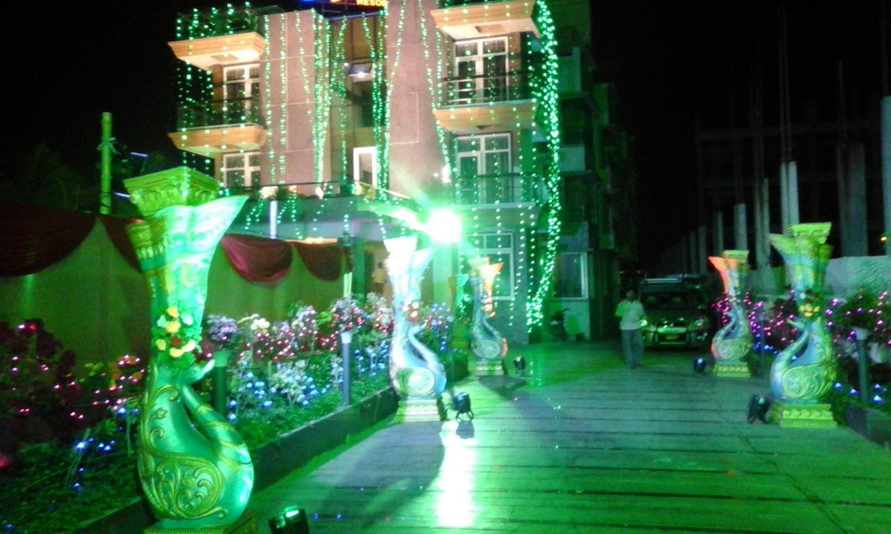 Blue Bay Resort Puri Buitenkant foto